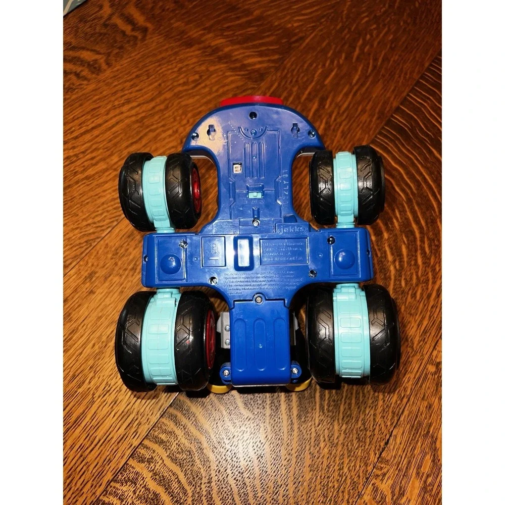 Nintendo Mario Kart 8 Mini Anti-Gravity RC Racer NO Remote Control Car CAR ONLY